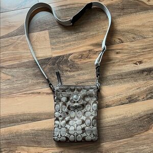 Coach Y2K Signature Jacquard Crossbody Vintage Brown Khaki Style 10250